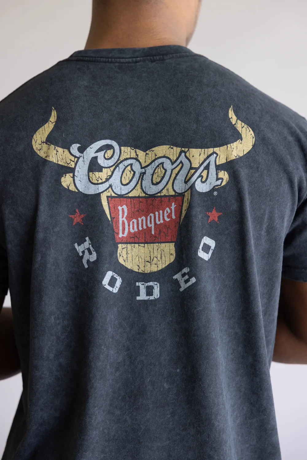 Mineral Wash Coors Rodeo Steer Head T-Shirt for Men in Black | 47-561/562-68-BLACK sold by Glik’s