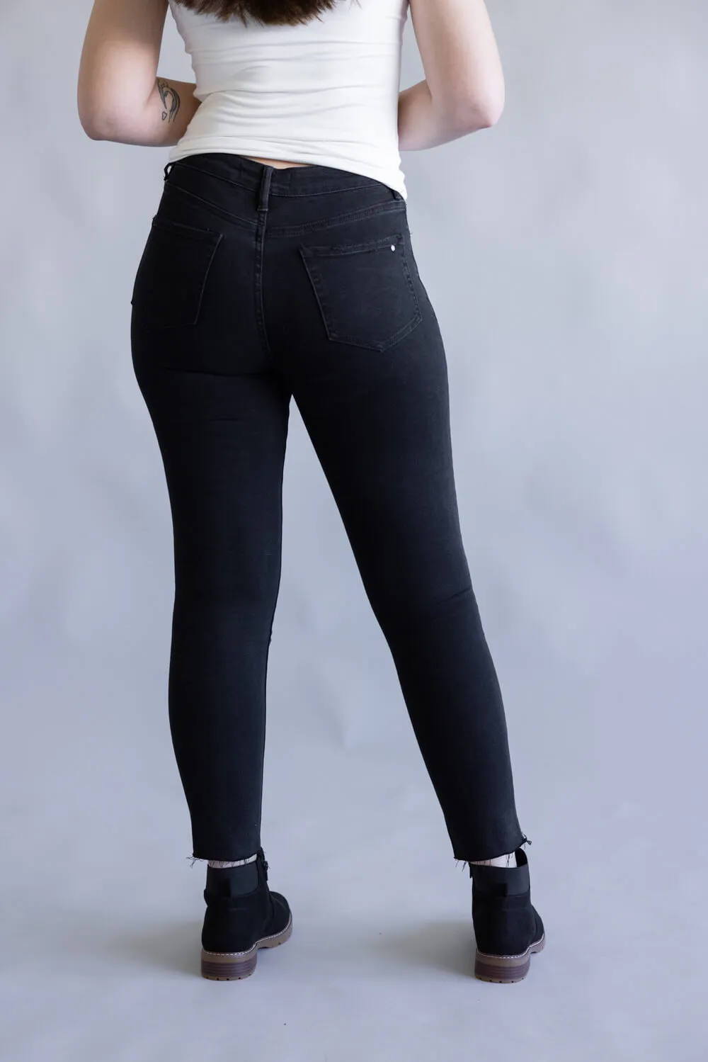 Mica High Rise Crop Skinny Jeans for Women in Black | MDP-S3490 sold by Glik’s product image thumbnail 2