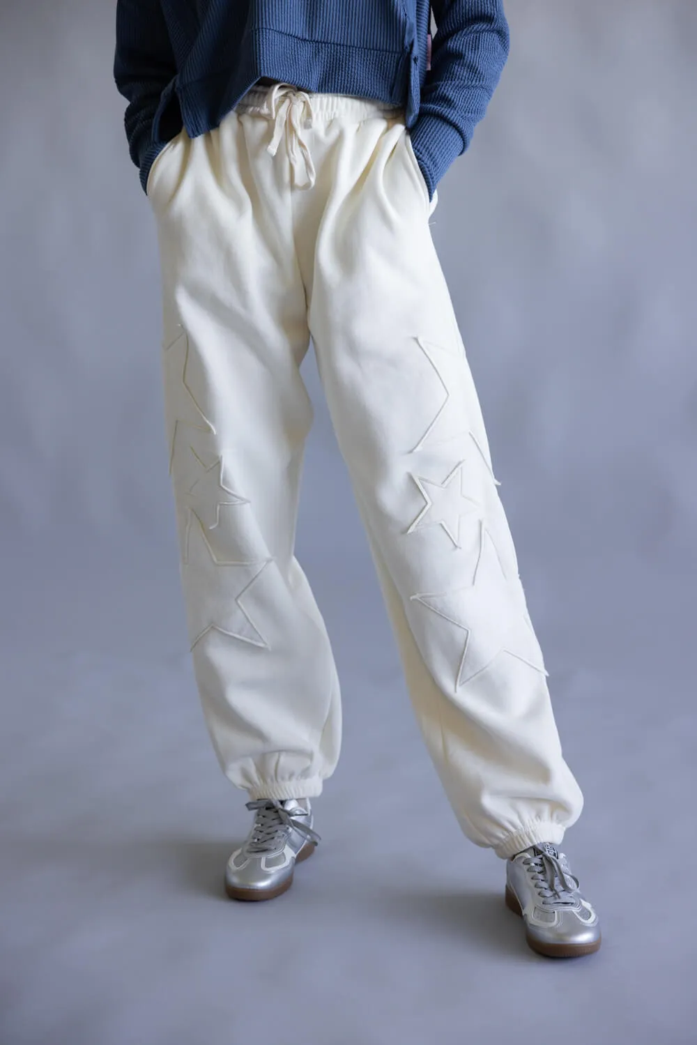 Star Patch Drawstring Jogger Sweatpants for Women in Cream | DZ25F436-CREAM sold by Glik’s product image thumbnail 2