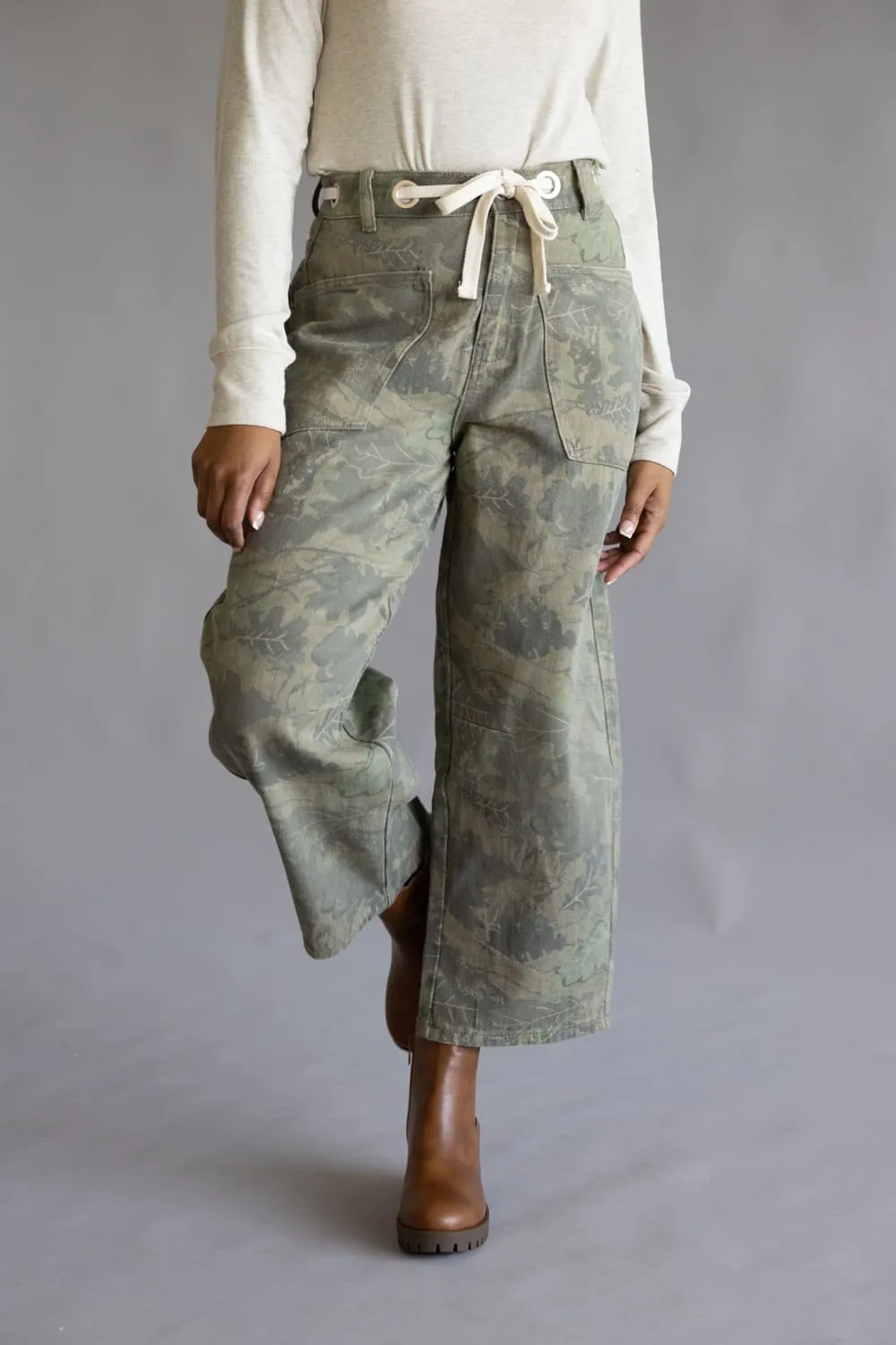 Drawstring Camo Leaf Barrel Jeans for Women in Green | VJP90048-BRANCHLEAFMIX sold by Glik’s product image thumbnail 4
