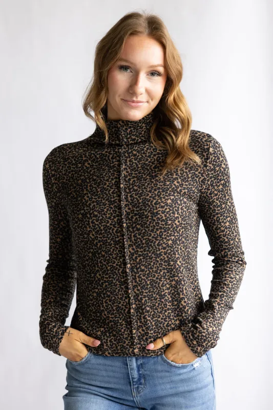 Fitted Knit Top for Women in Leopard | NT12300-MOCHALEOPARD made by Very J