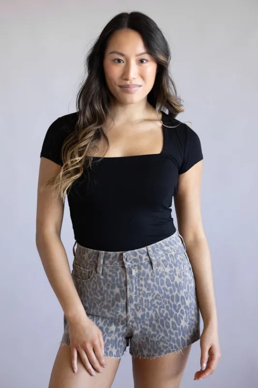 Be Cool Seamless Double Layer Knit T-Shirt for Women in Black | 19211-BLACK made by BE COOL