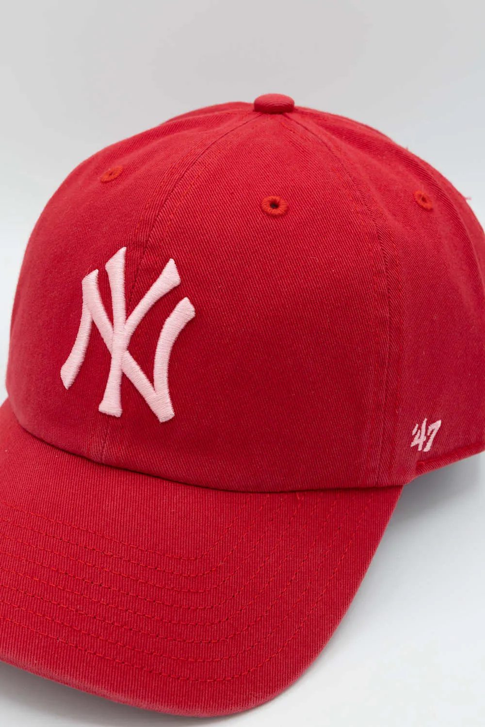 47 New York Yankees Clean Up Hat in Red and Pink | B-NLRGW17GWS-RDC sold by Glik’s product image thumbnail 5