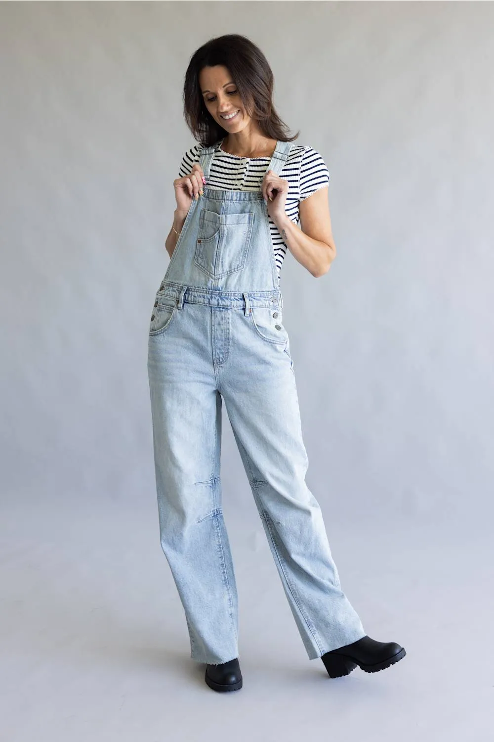 Hidden Dylan Denim Overalls for Women in Vintage Wash | HD8137RD-VT sold by Glik’s