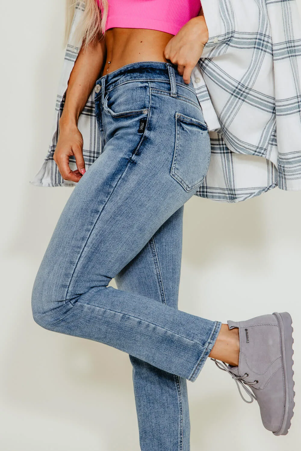 Silver Jeans Suki Mid Straight Leg Jeans for Women | L93413EAE283 sold by Glik’s product image thumbnail 2