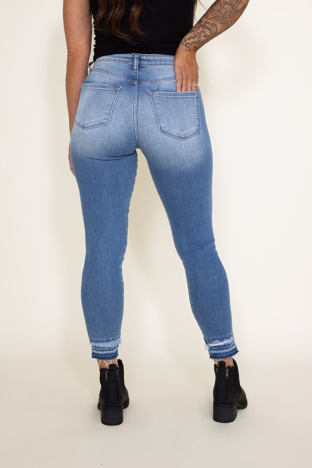 KanCan High Rise Frayed Hem Skinny Jeans for Women | KC9257M sold by Glik’s product image thumbnail 3