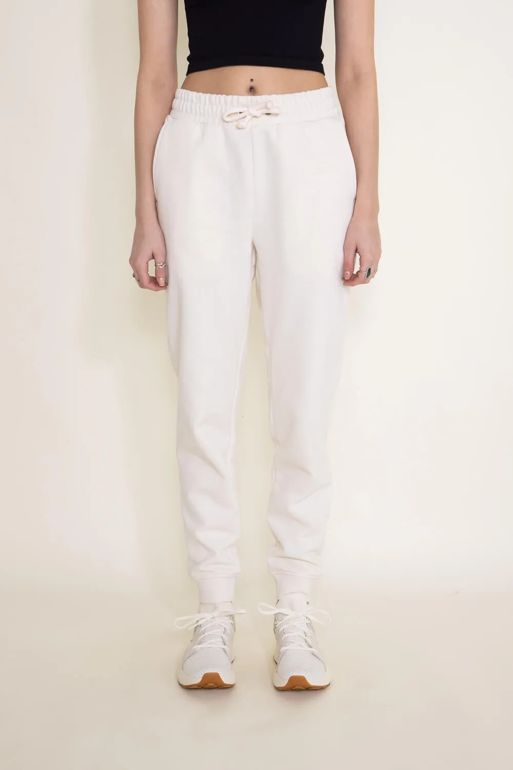 The North Face Heritage Patch Joggers for Women in White | NF0A81UZ-N3N sold by Glik’s