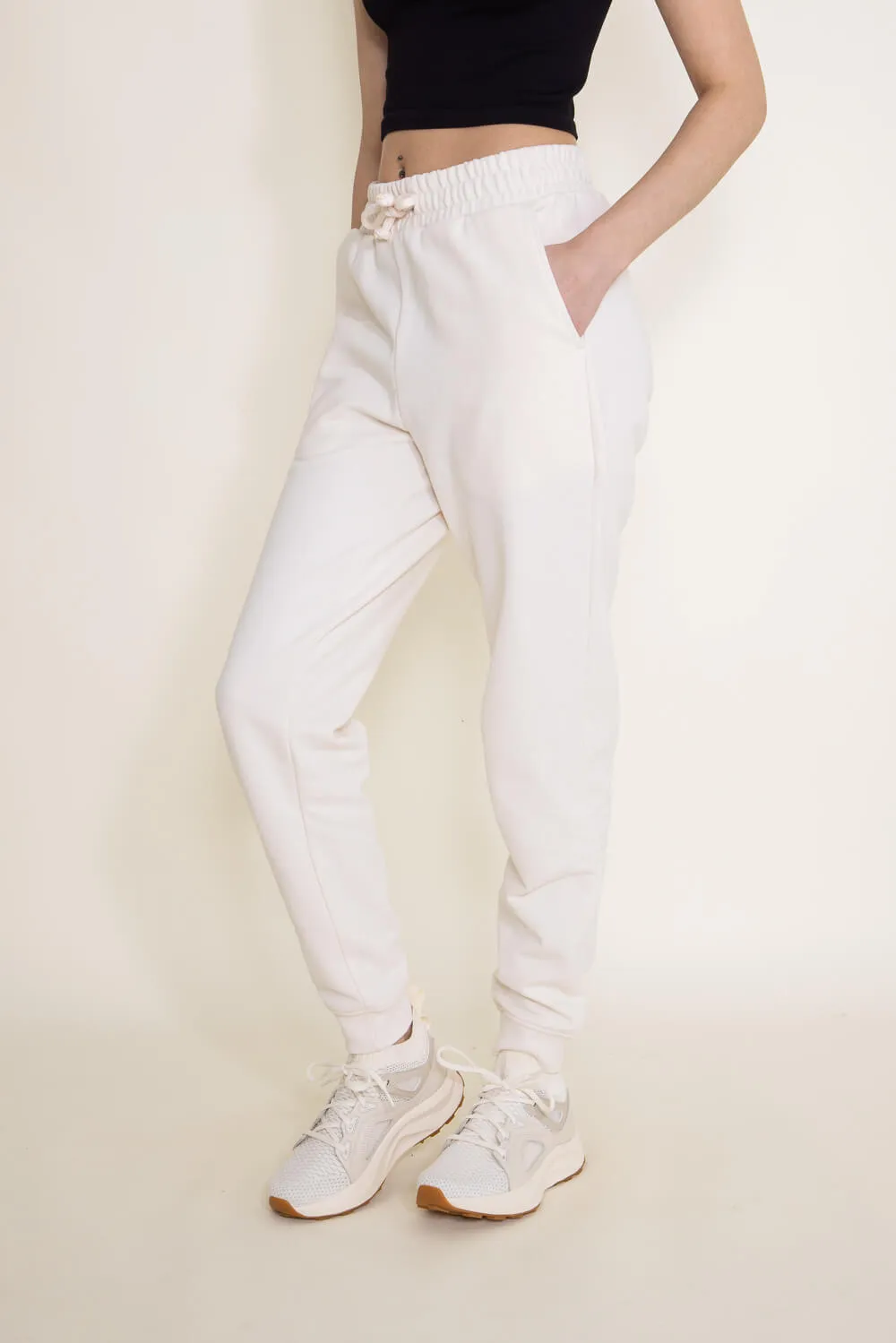 The North Face Heritage Patch Joggers for Women in White | NF0A81UZ-N3N sold by Glik’s product image thumbnail 4