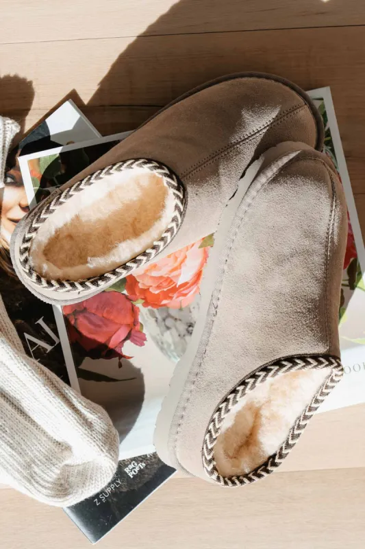 Bearpaw Tabitha Slipper Clogs for Women in Mushroom | 2973W-500 MUSHROOM sold by Glik’s