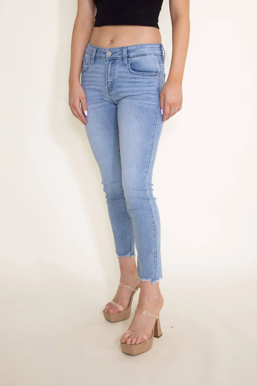 KanCan Willowbrook Mid Rise Ankle Light Wash Skinny Jeans for Women | KC20009L sold by Glik’s product image thumbnail 5