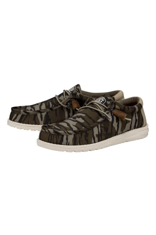 HEYDUDE Men’s Wally Mossy Oak Shoes in Bottomland | 40586-960 sold by Glik’s