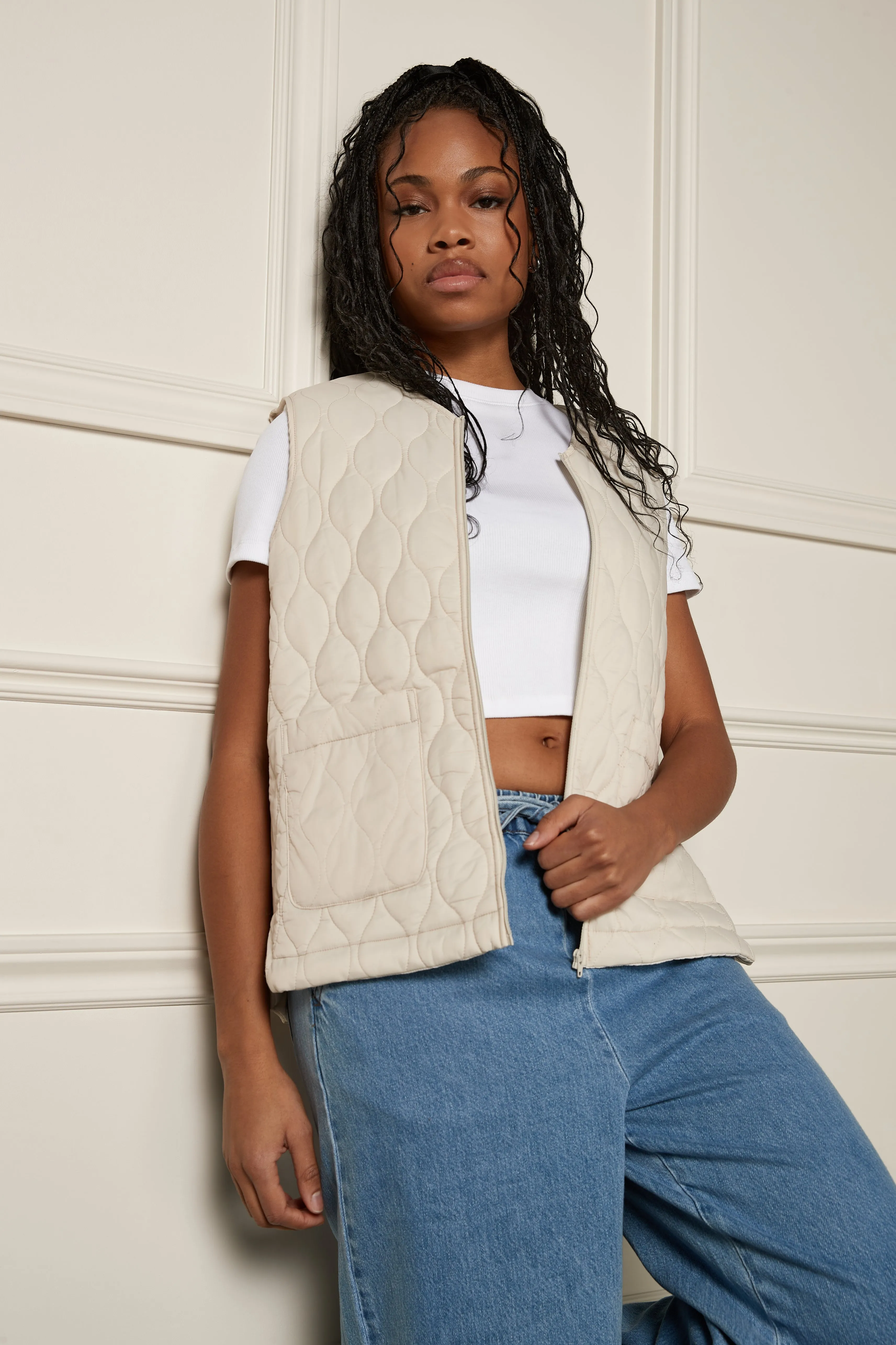 Veste matelassée sans manche - 1026 sold by Womance product image thumbnail 2