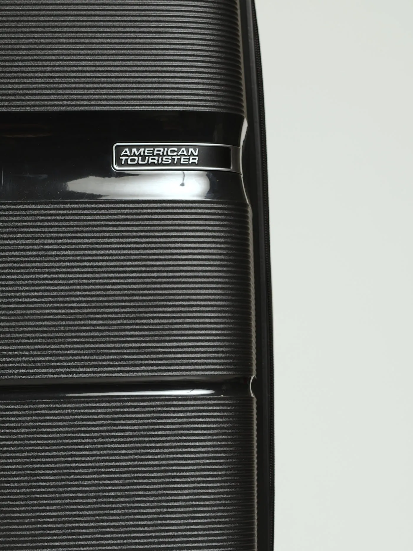 Linex Spinner Travel Bag - Vivid Black sold by Edgars product image thumbnail 2