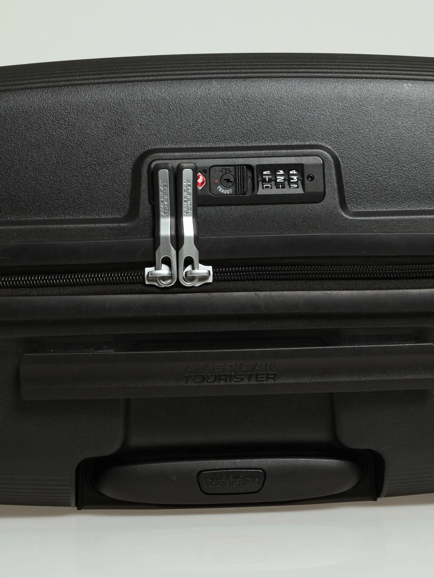 Linex Spinner Travel Bag - Vivid Black sold by Edgars product image thumbnail 4