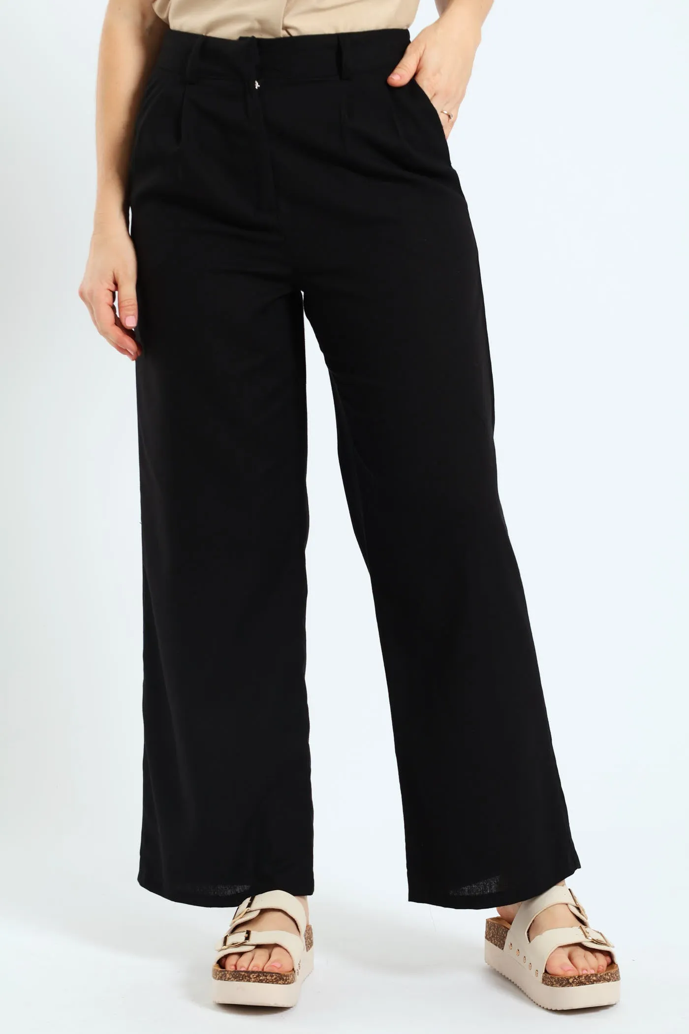 Pleated Wideleg Pants With Pockets - Black sold by Edgars