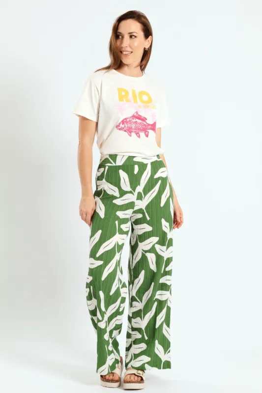 Textured Plisse Wideleg Pant - Green sold by Edgars