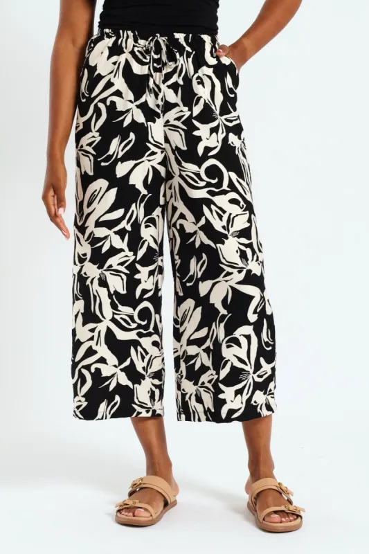 Printed Pull On Linen Capri Pants - Black/Beige sold by Edgars