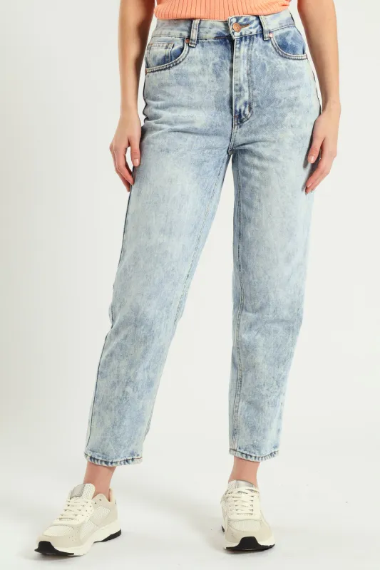 Classic Rigid Mom Jean - Light Wash sold by Edgars