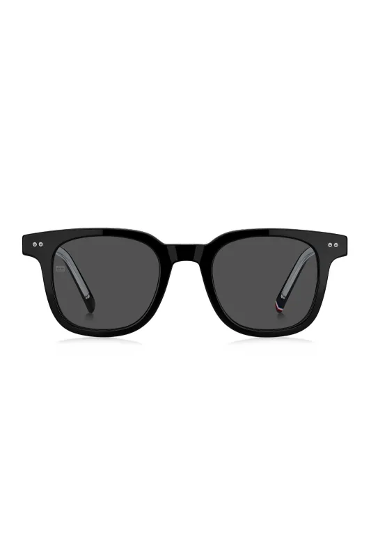 Acetato Sunglasses - Black made by Tommy Hilfiger