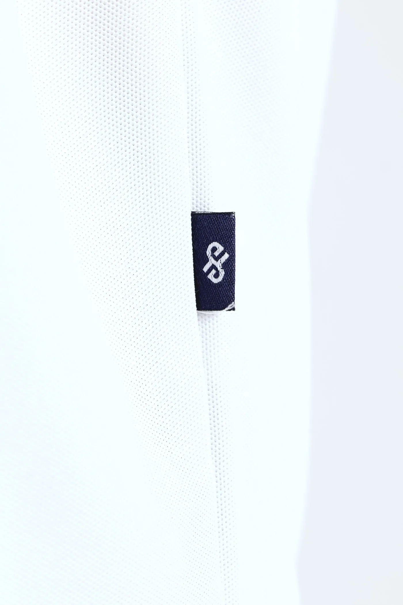 Poly Golfer - White sold by Edgars product image thumbnail 4