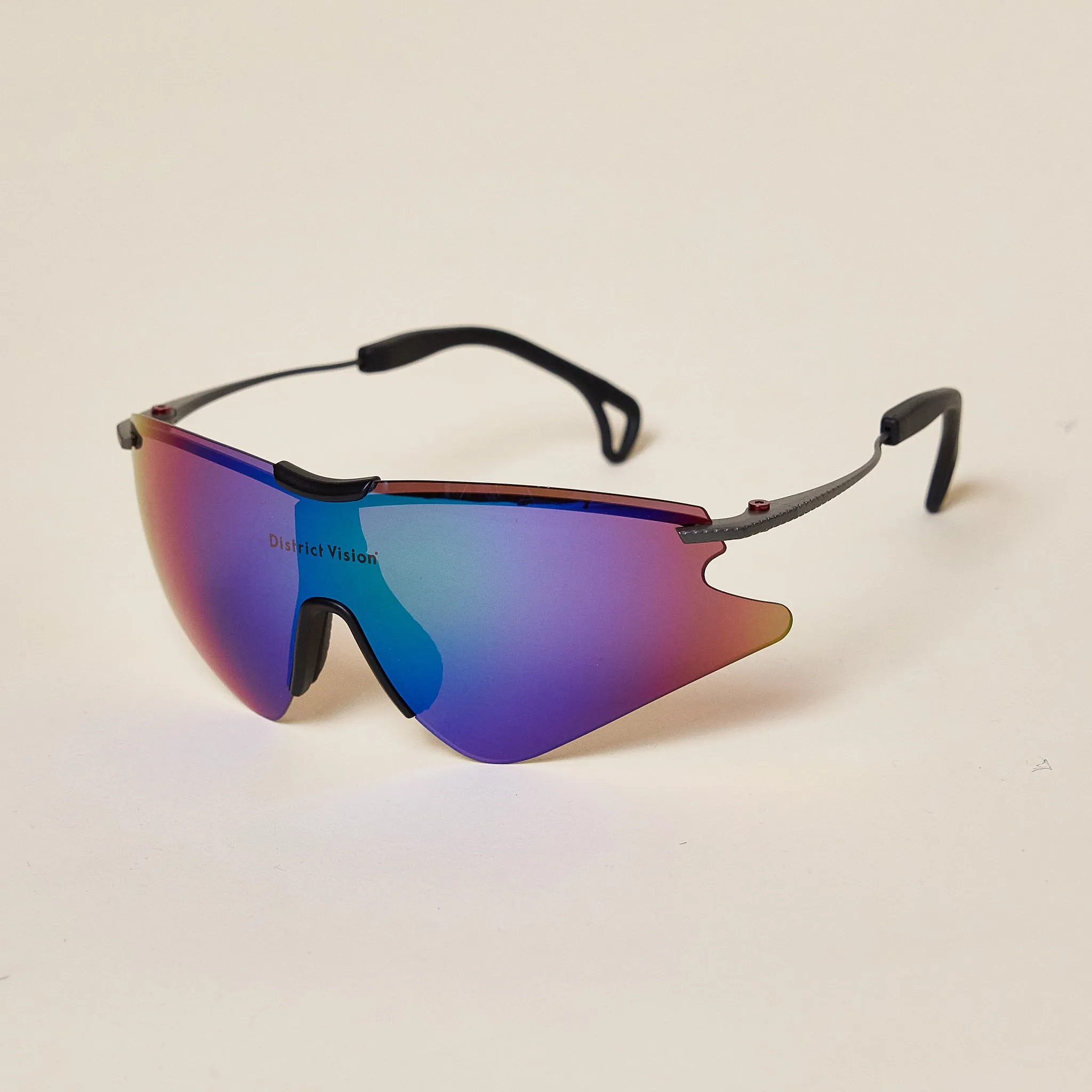 District Vision - Kohei Aero Blade Ti - Graphite D+ Opal Mirror sold by This Thing Of Ours