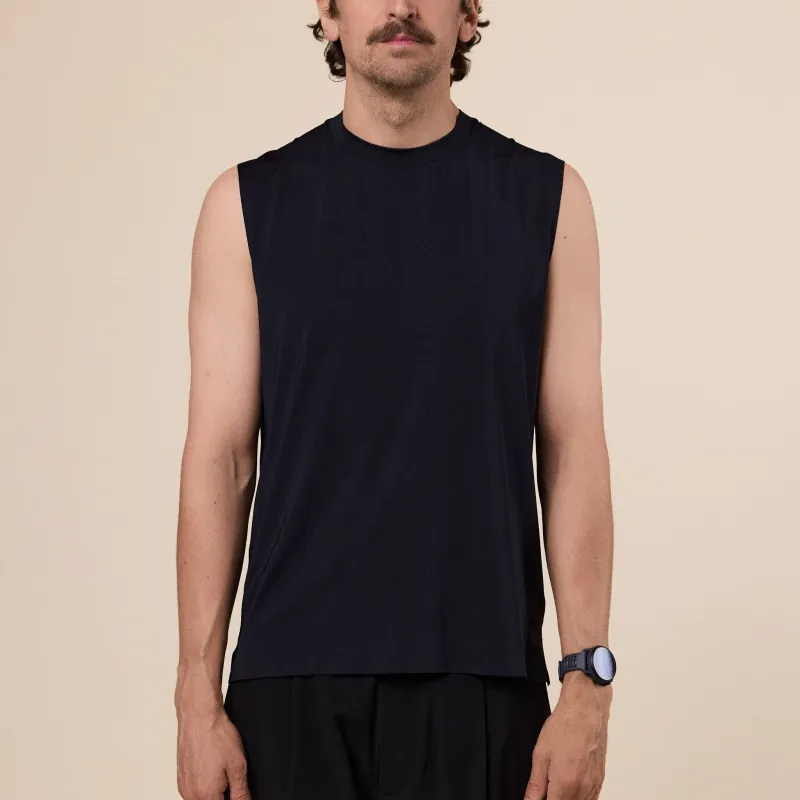Goldwin - Air Pit Sleeveless - Black made by Goldwin