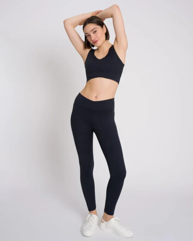 Dahlia Set - Black sold by Oceansapart