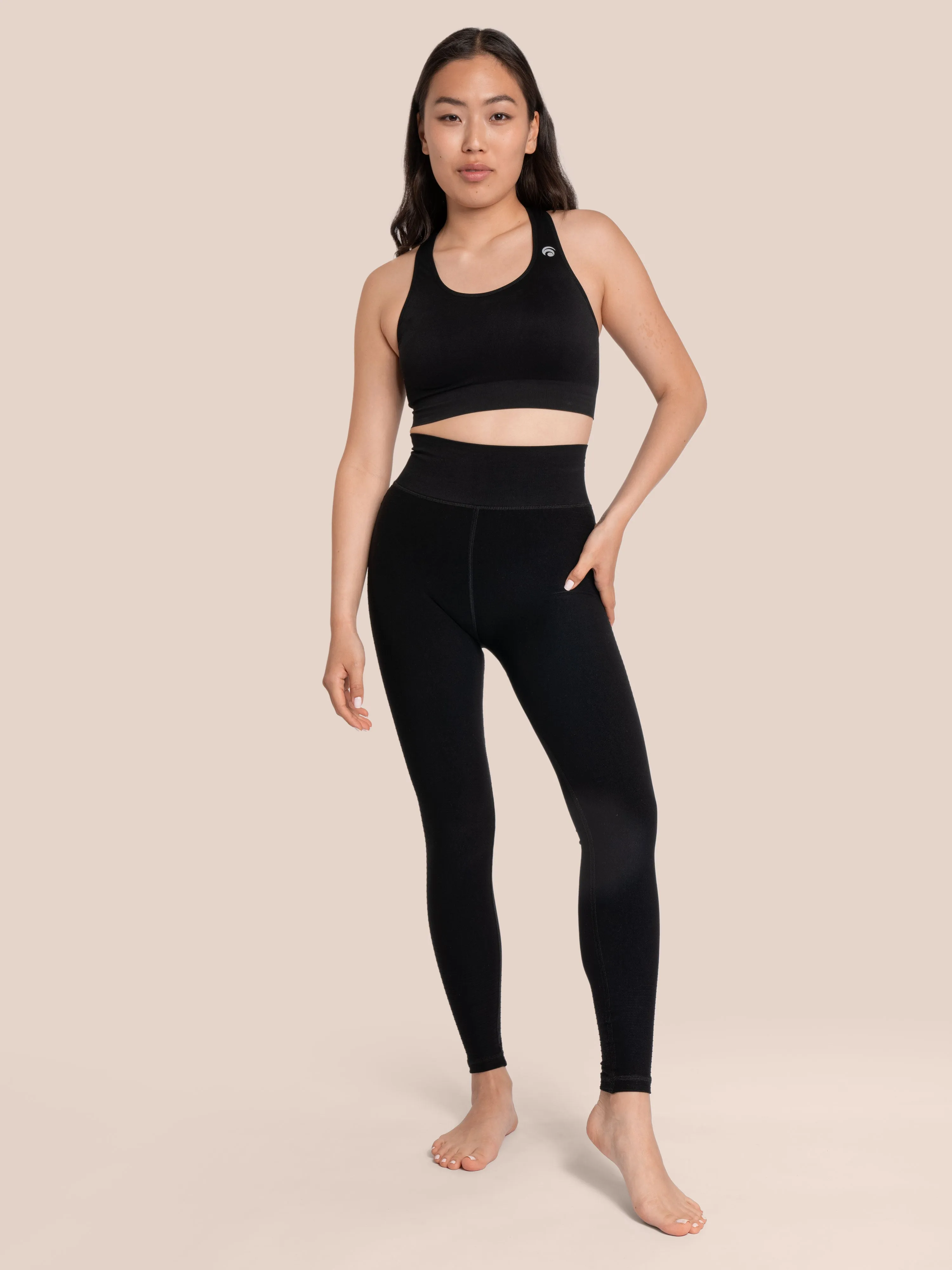 Beverly Set Petite - Black sold by Oceansapart