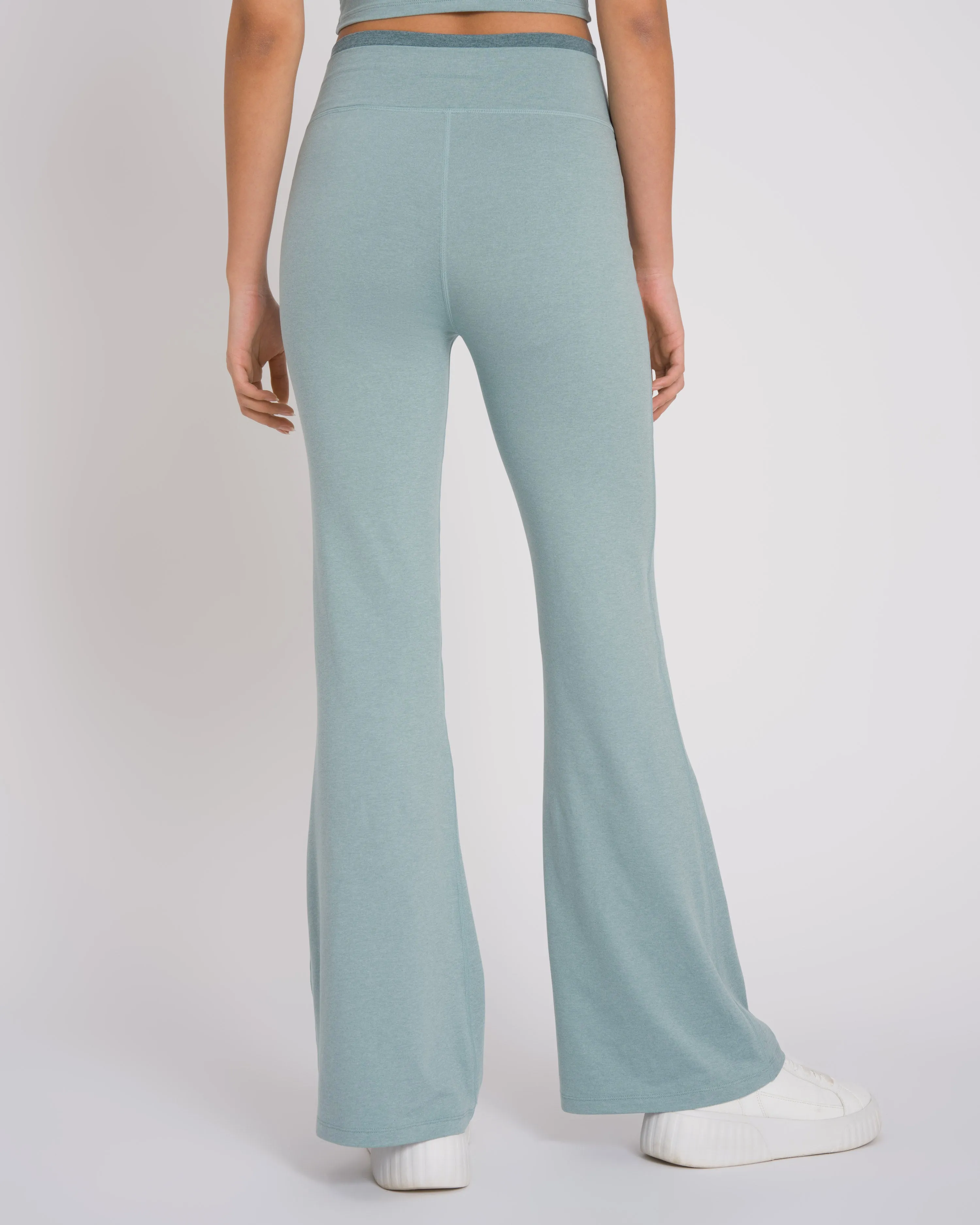 Dahlia Flared Pant Petite sold by Oceansapart product image thumbnail 3