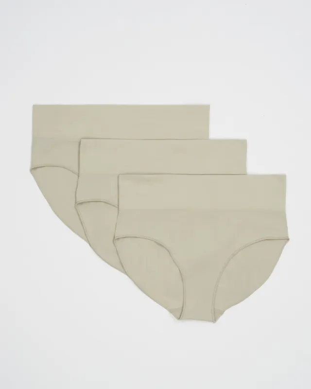 Cloudy Pantie Set Deluxe - Dove Grey sold by Oceansapart