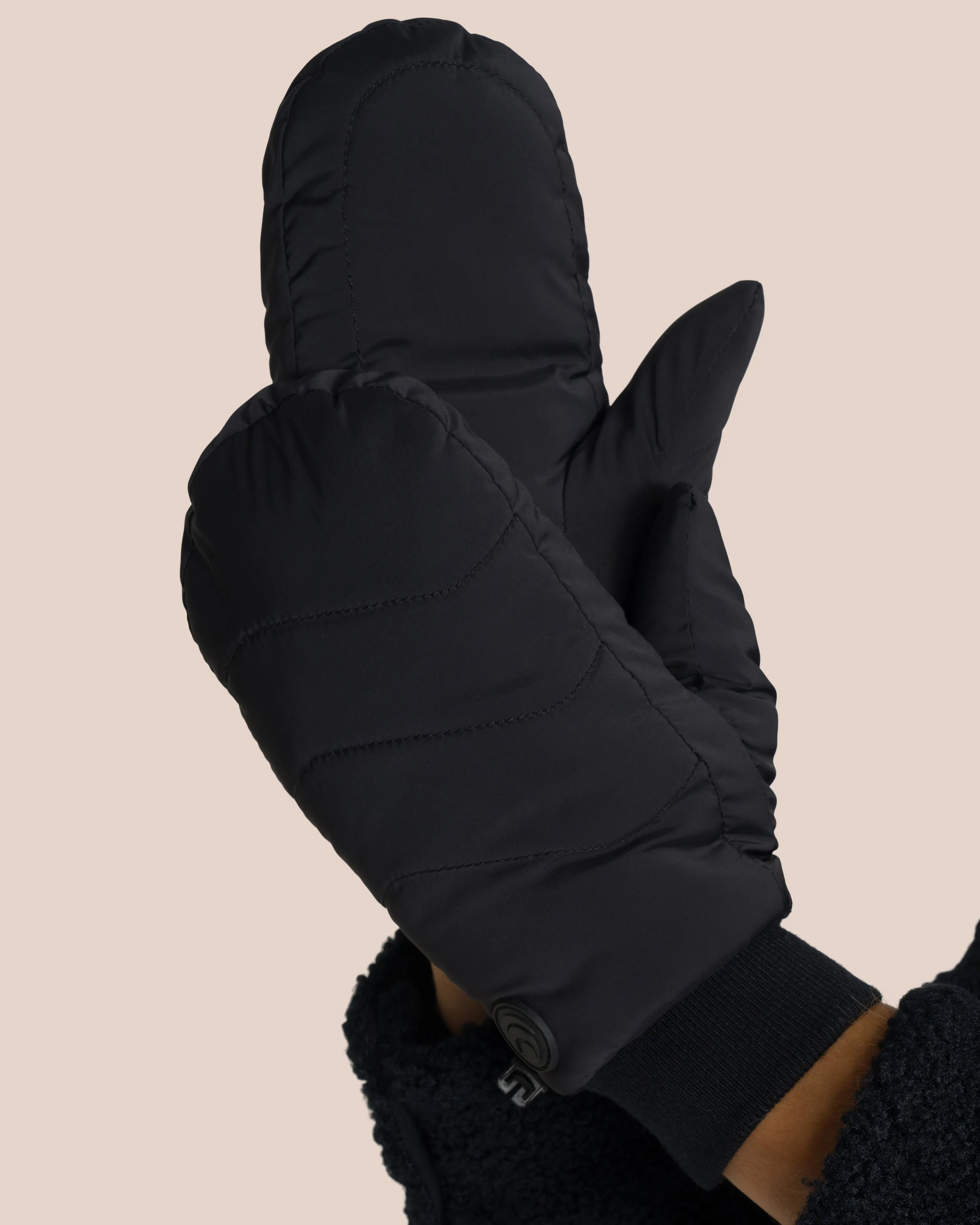 Joelle Padded Gloves sold by Oceansapart product image thumbnail 3