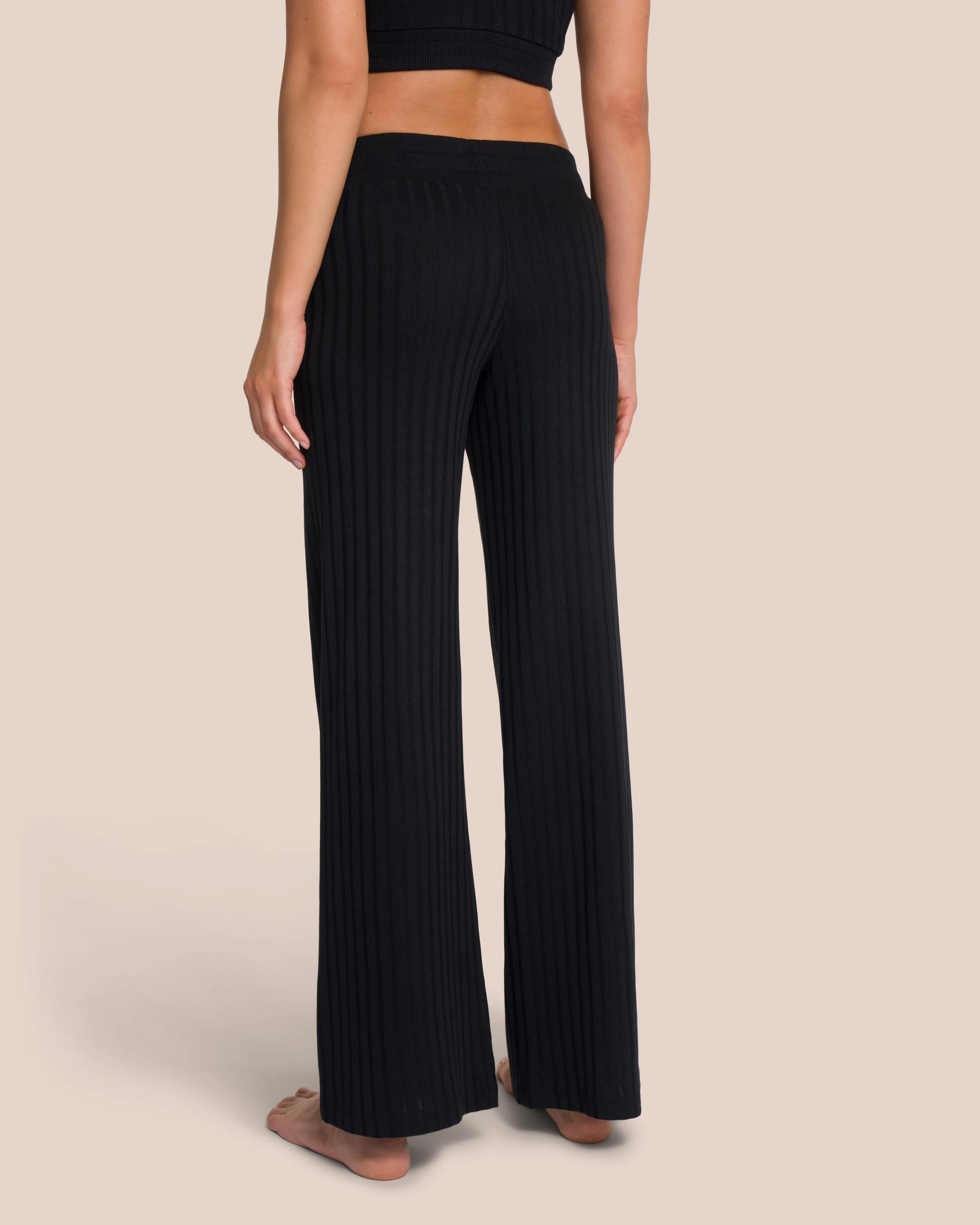 Aurelia Brooke Set Tall - Black sold by Oceansapart product image thumbnail 5