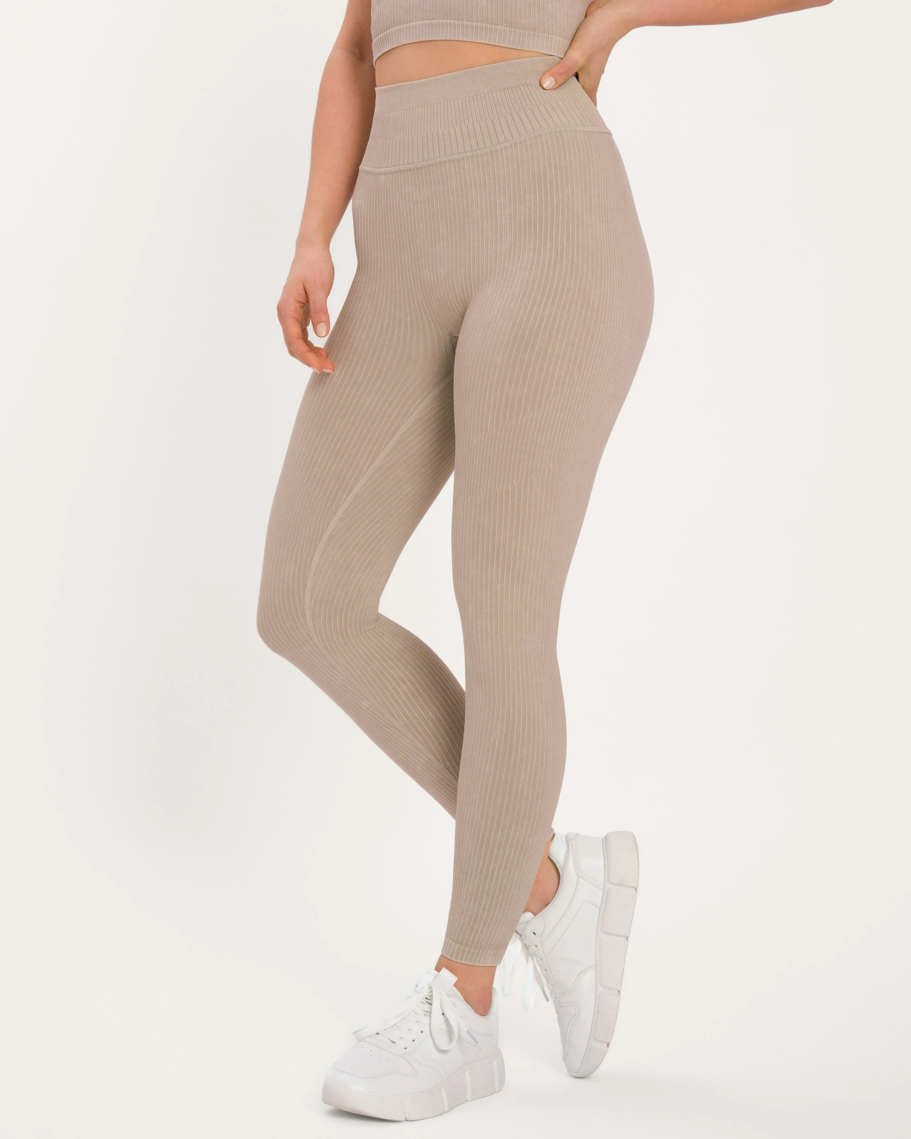 Harley Set - Dove Grey sold by Oceansapart product image thumbnail 4