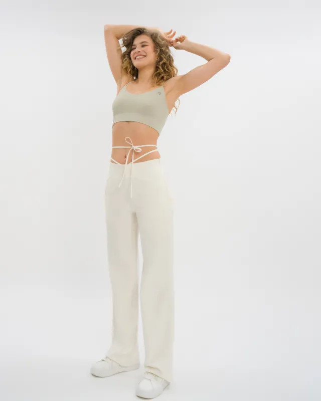 Lily Set Petite - Cloud White & Dove Grey sold by Oceansapart