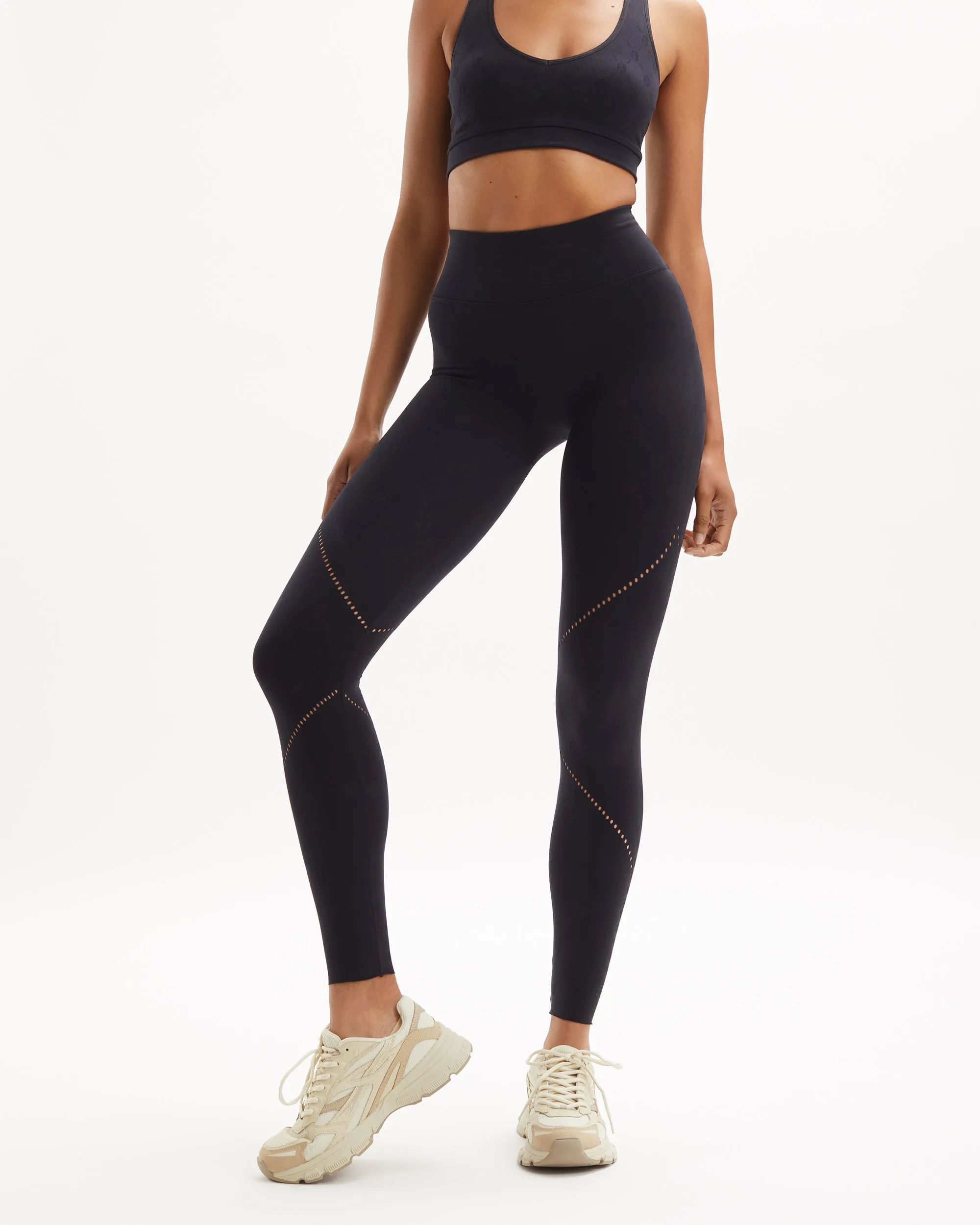 Noelle Warp Knit Set - Black sold by Oceansapart product image thumbnail 3