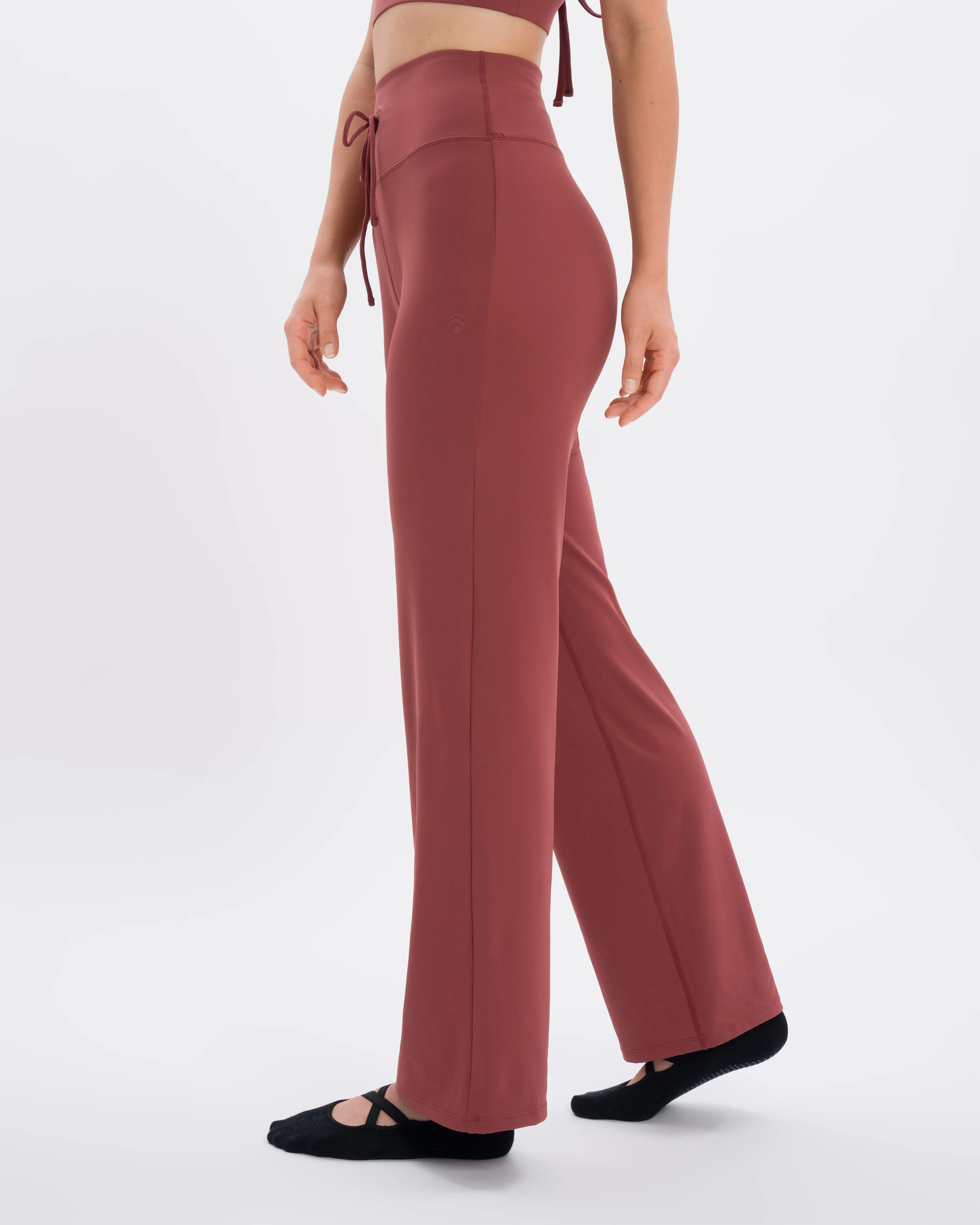 Eve Wideleg Set - Cayenne sold by Oceansapart product image thumbnail 5