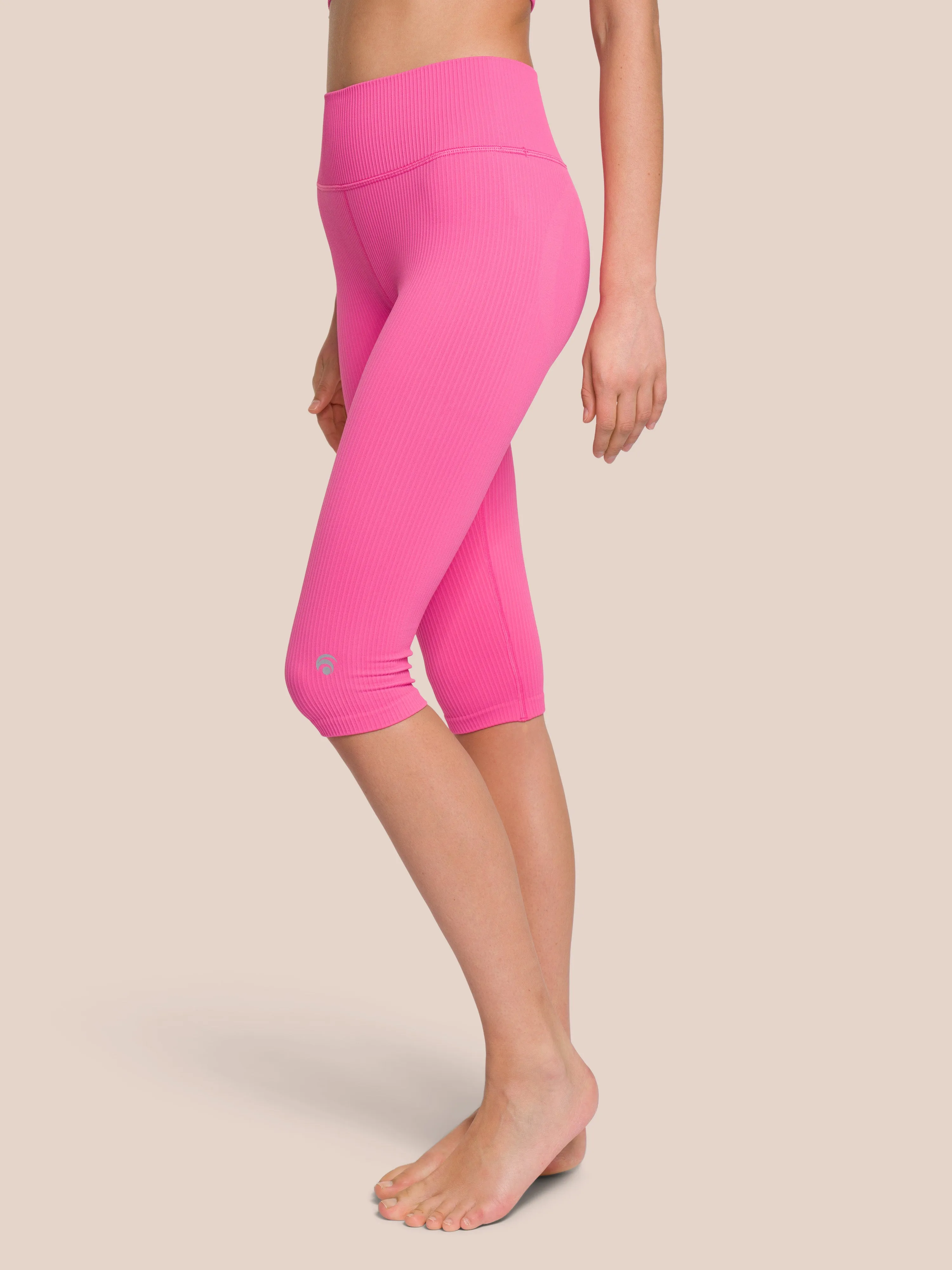 Maya Capri Set - Hot Pink sold by Oceansapart product image thumbnail 4