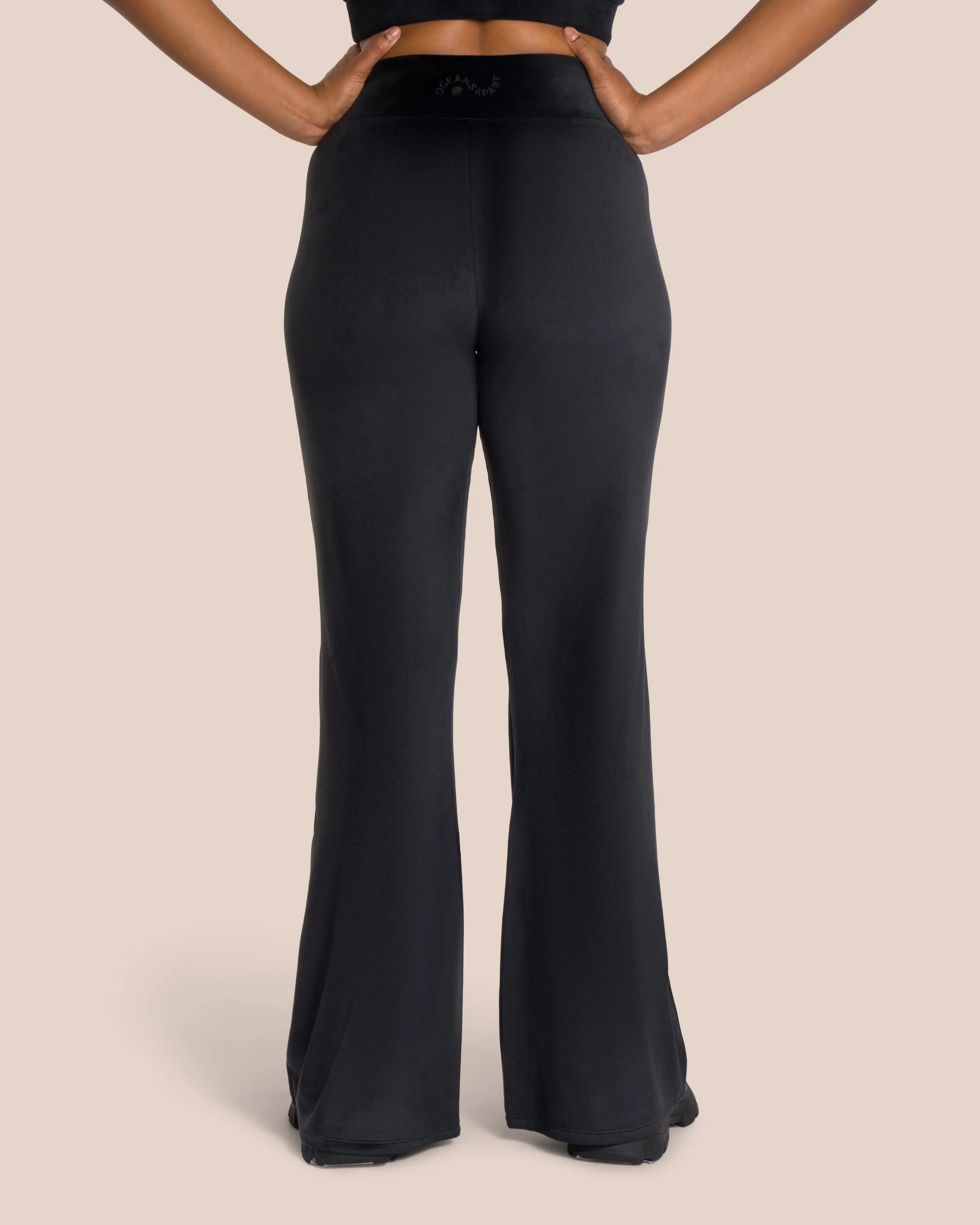 Kelly Flared Zip Set Deluxe Tall - Black sold by Oceansapart product image thumbnail 5