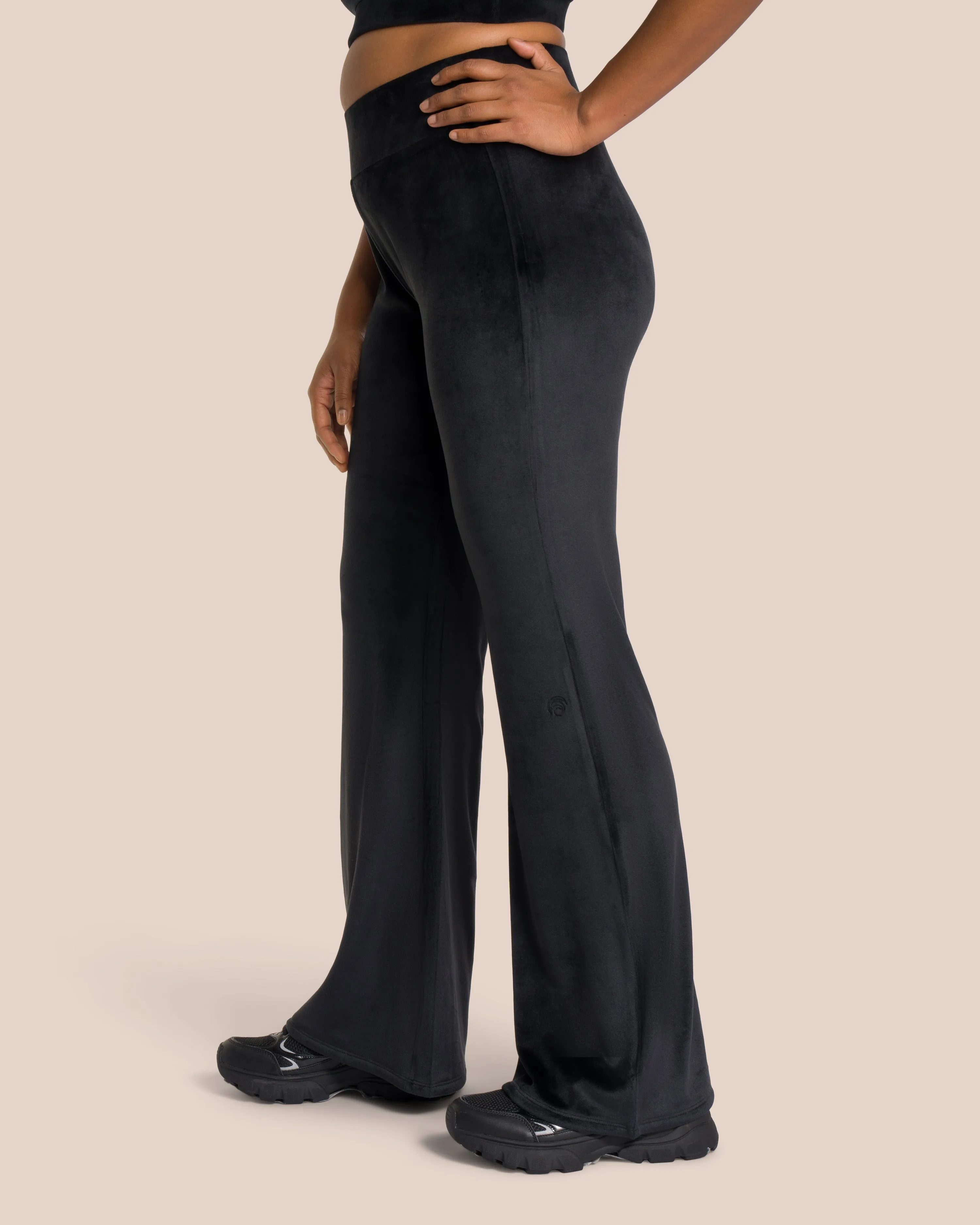 Kelly Flared Zip Set Deluxe Tall - Black sold by Oceansapart product image thumbnail 4