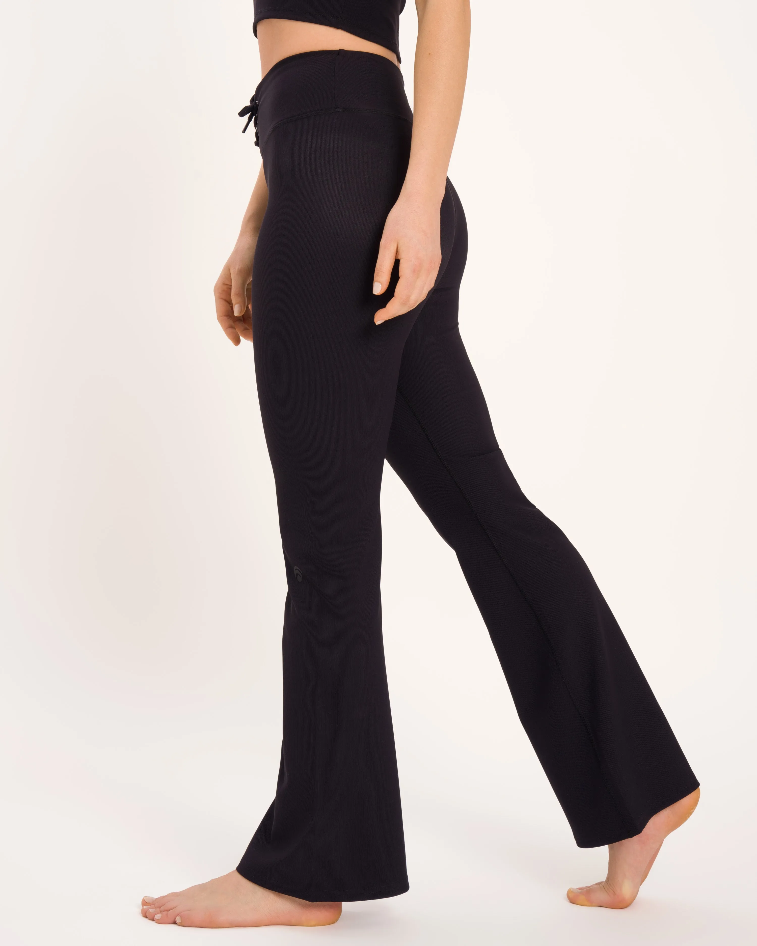 Talia Flared Pant Petite sold by Oceansapart product image thumbnail 2