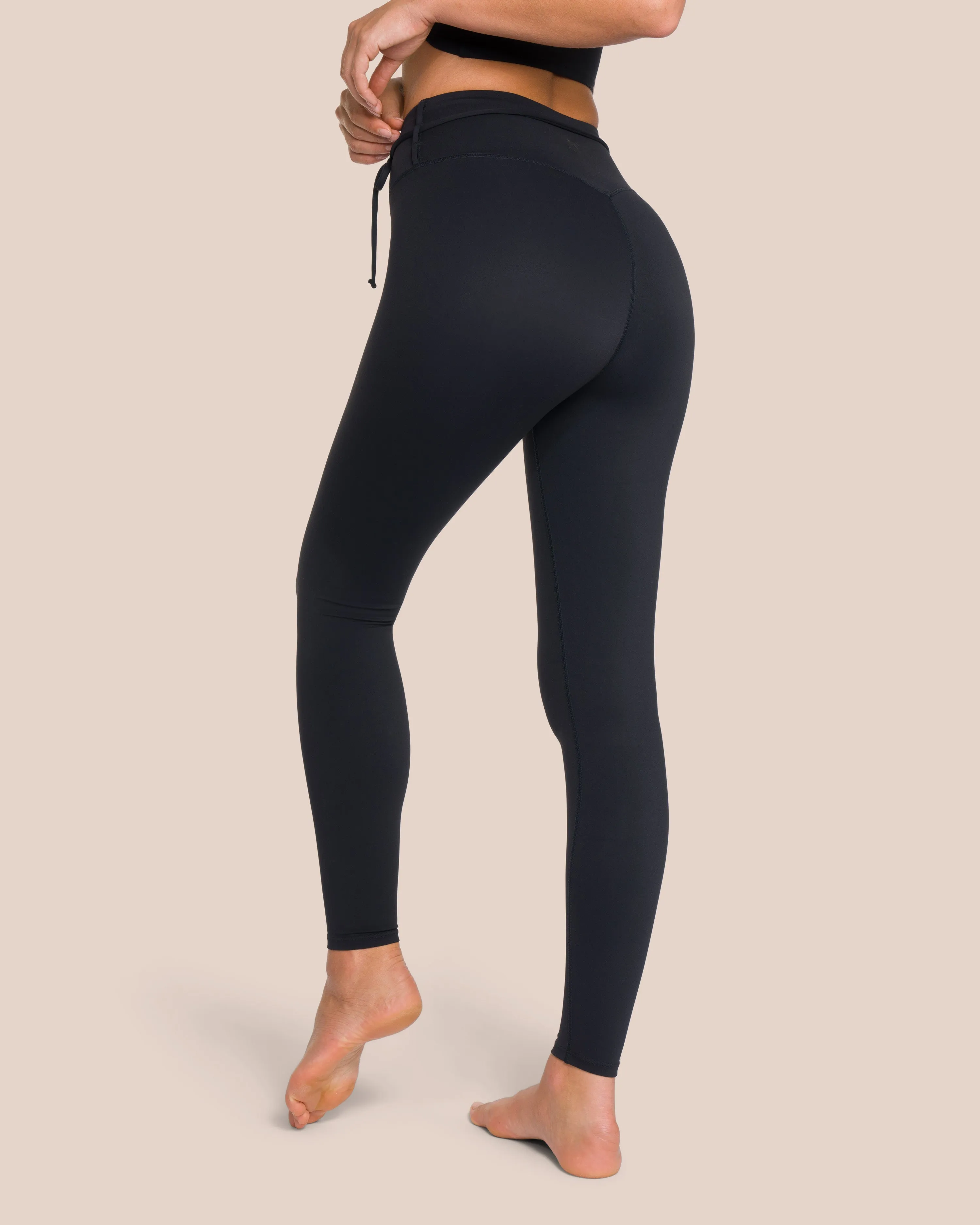 Gianna Gracy Set - Black sold by Oceansapart product image thumbnail 5