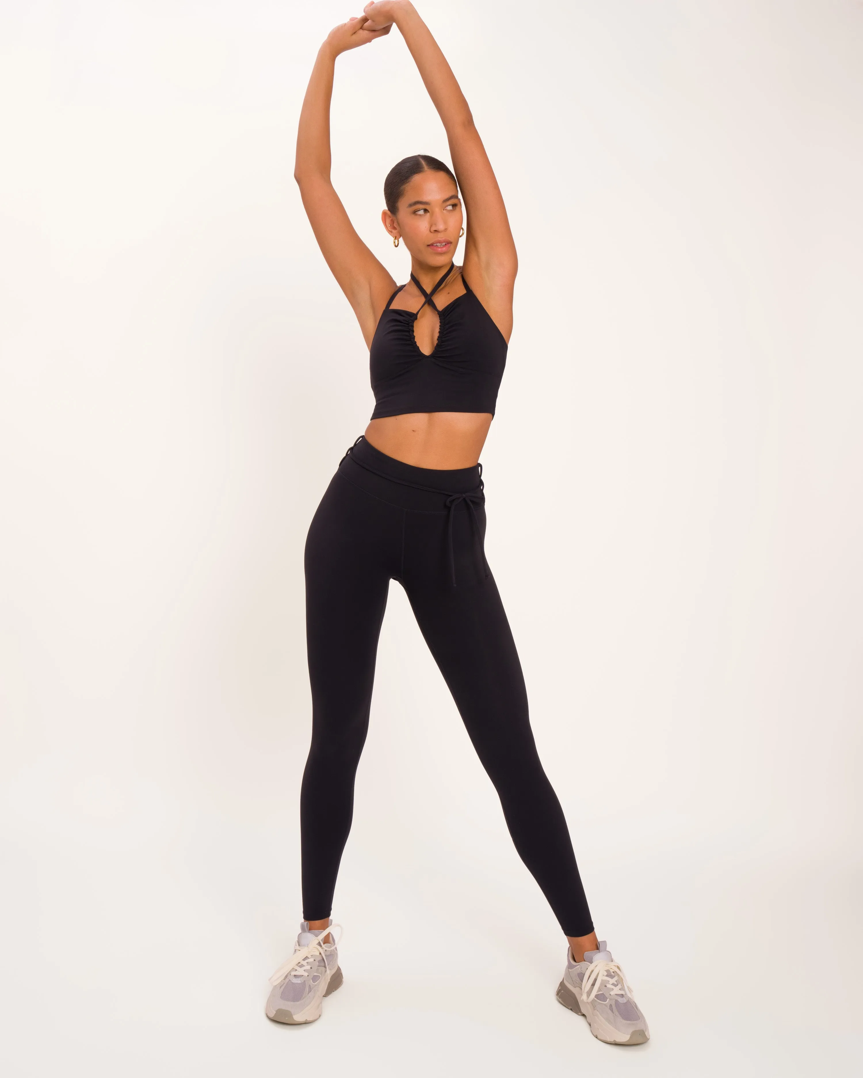 Gianna Gracy Set - Black sold by Oceansapart product image thumbnail 2