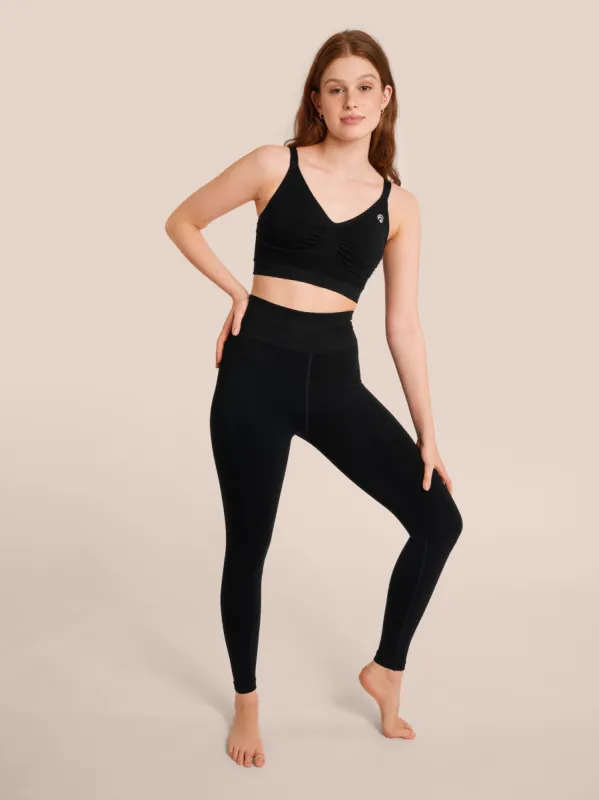 Brooke Set - Black sold by Oceansapart
