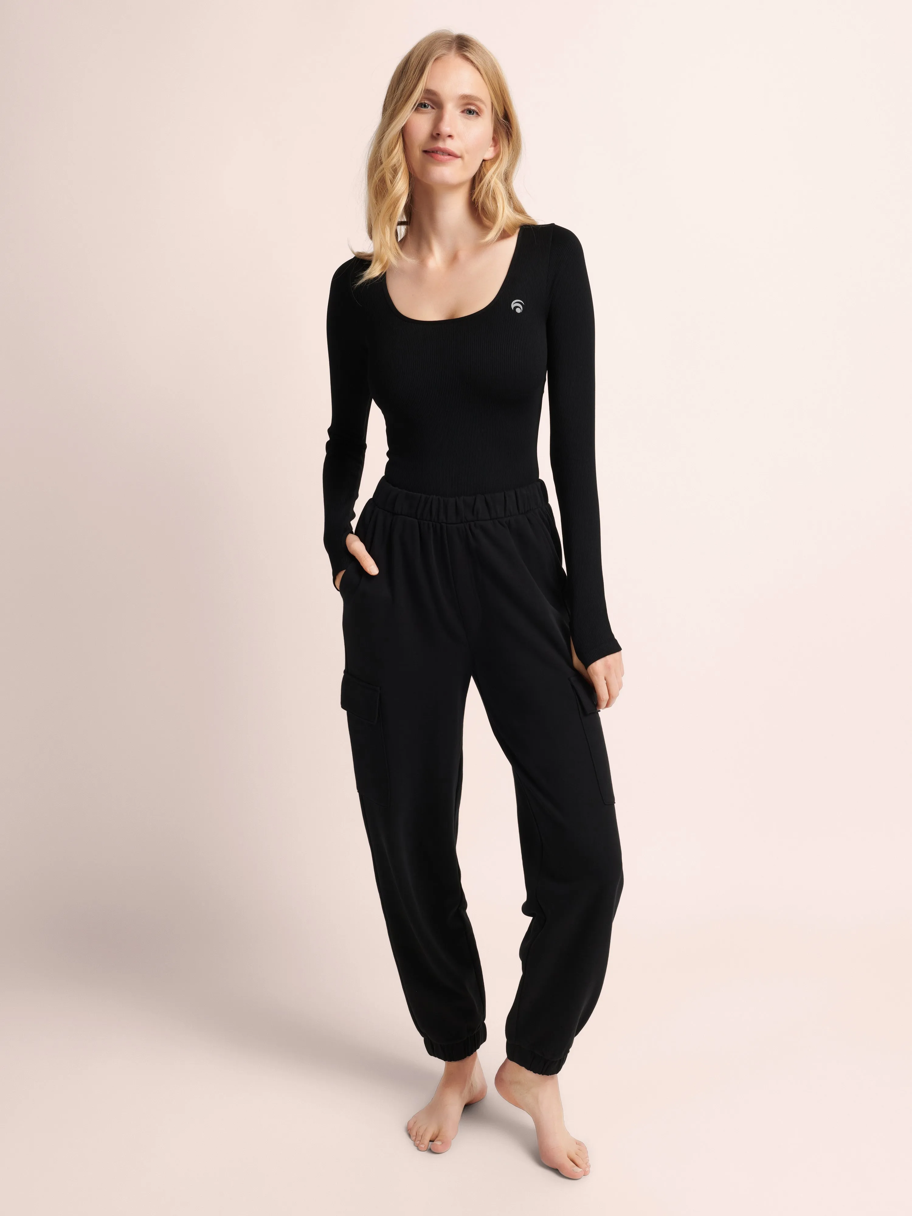 Liz Body sold by Oceansapart product image thumbnail 3