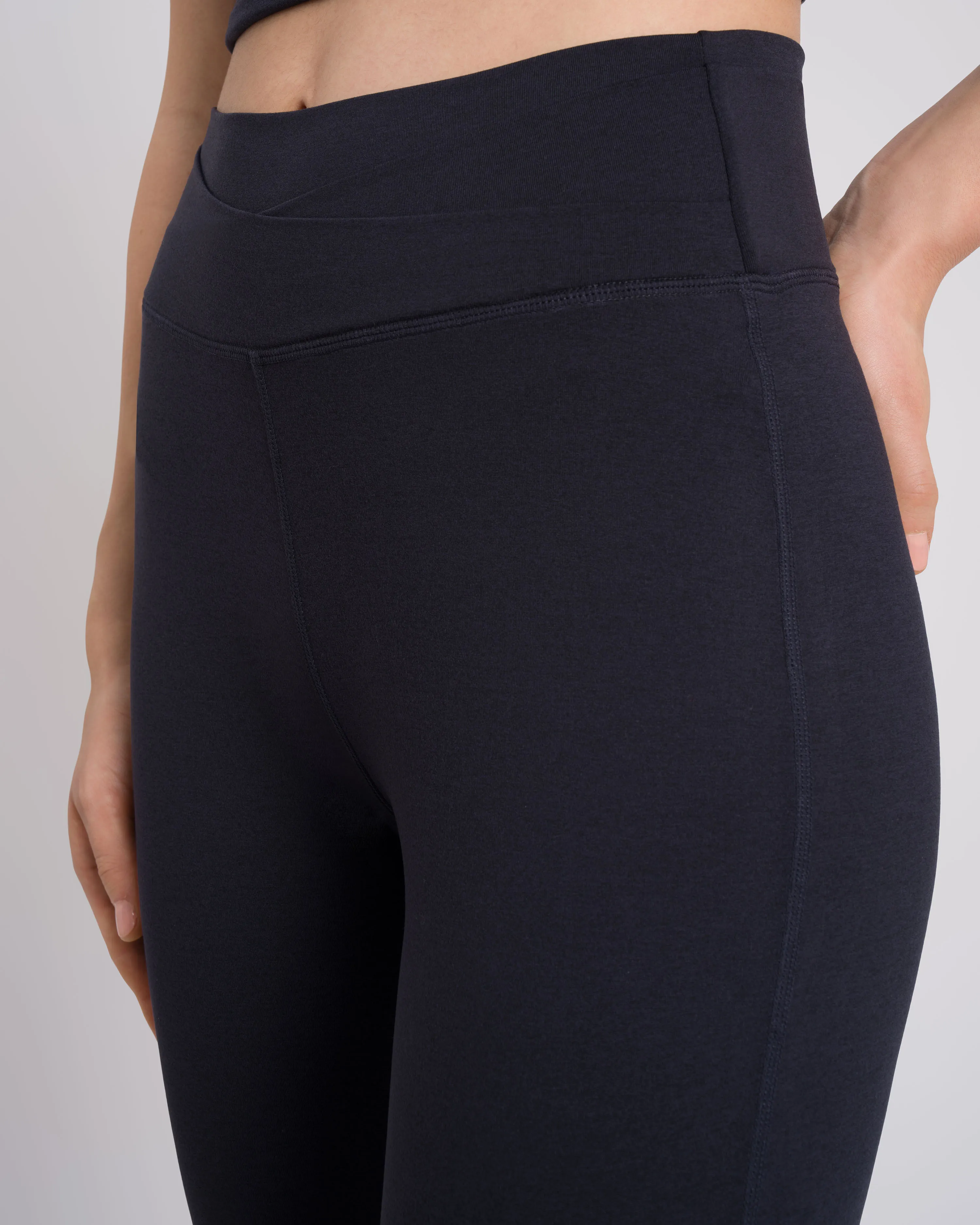 Dahlia Flared Pant sold by Oceansapart product image thumbnail 4