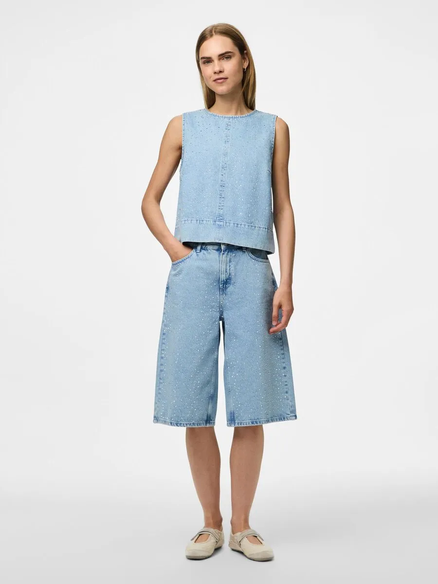 PCNOEL MW LANG STEENTJES DENIM SHORT sold by PIECES product image thumbnail 5