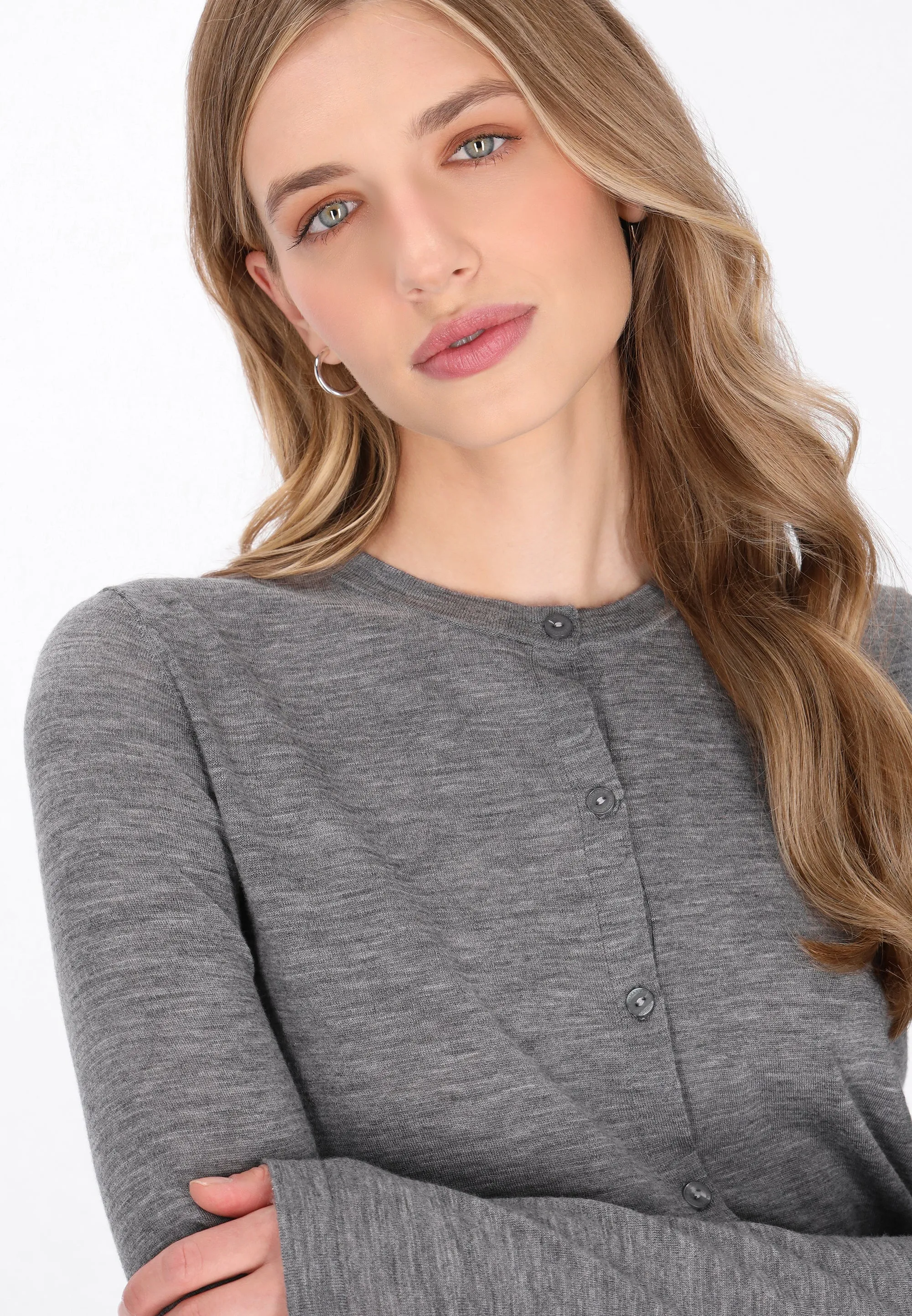 DreiMaster Vintage Women's Cardigan sold by DreiMaster product image thumbnail 5