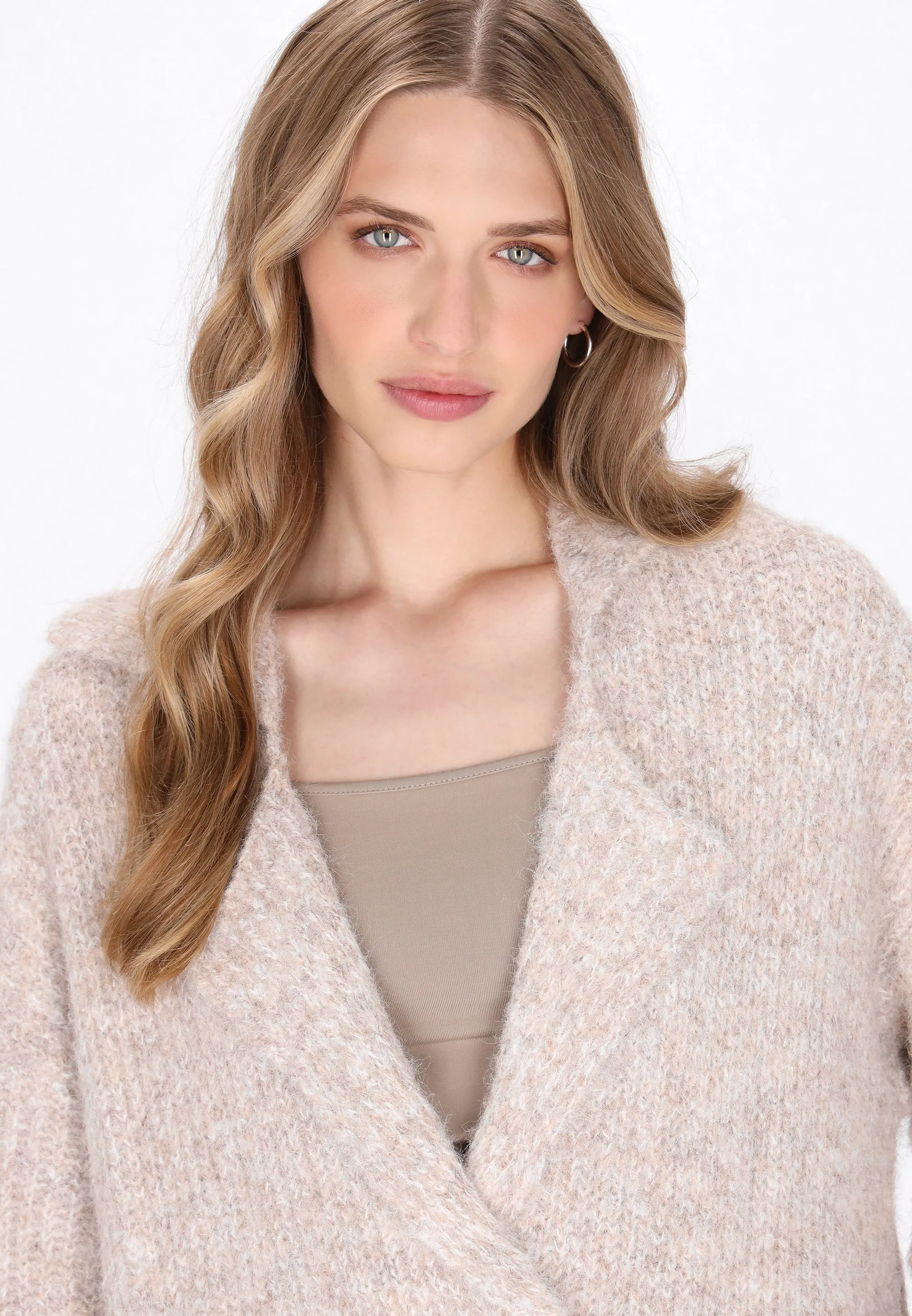 DreiMaster Vintage Women's Cardigan sold by DreiMaster product image thumbnail 5