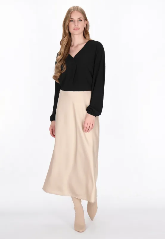 DreiMaster Klassik Women's Blouse sold by DreiMaster