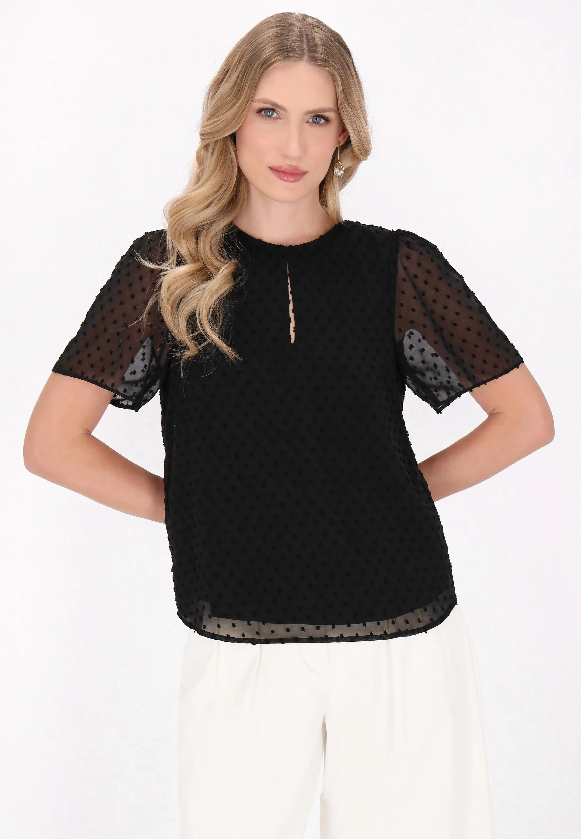 DreiMaster Klassik Women's Blouse sold by DreiMaster product image thumbnail 3